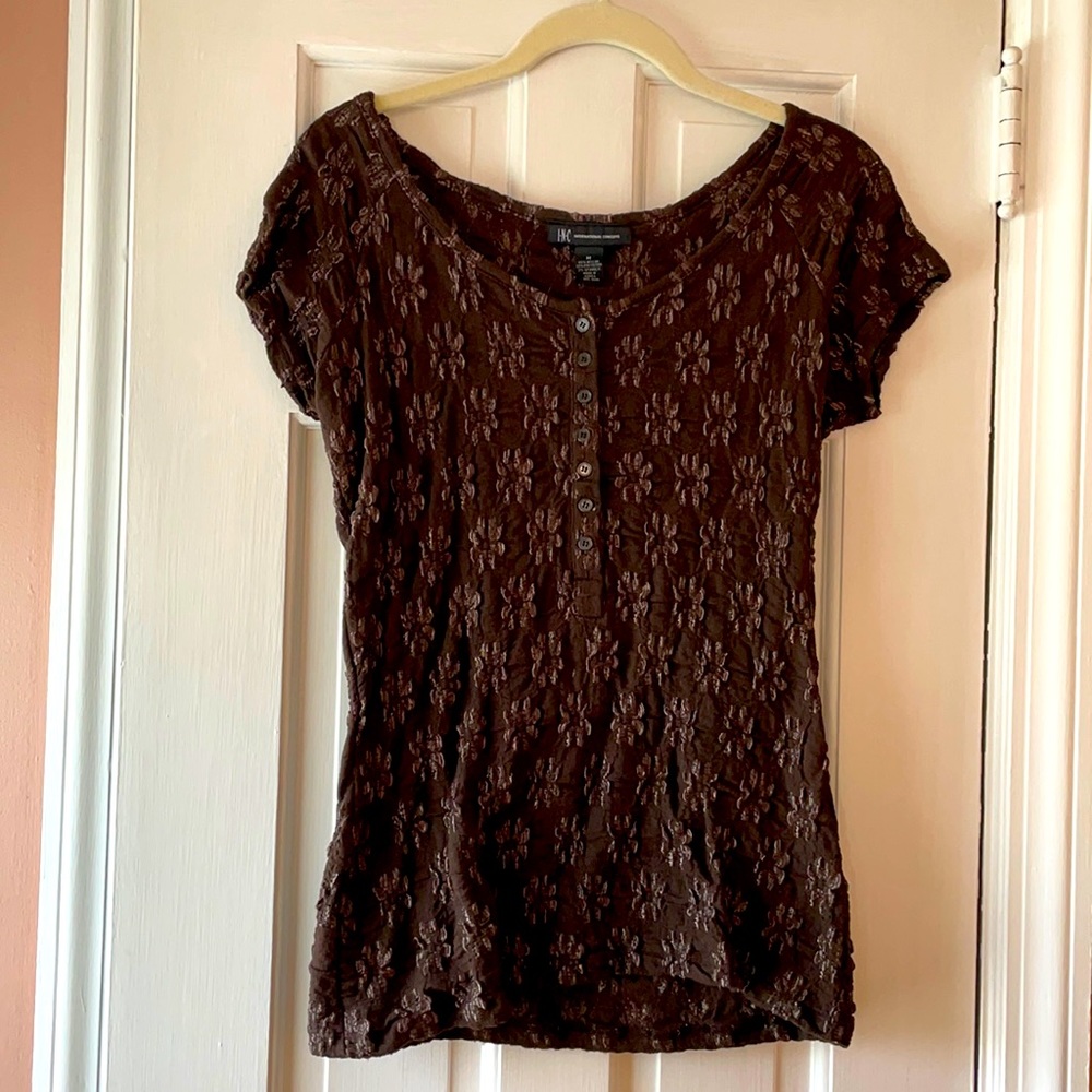 Soft and stretchy top